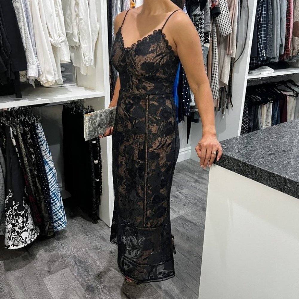 Marchesa Notte Black Guipure Lace Trumpet Midi Dress $895 - Picture 7 of 14